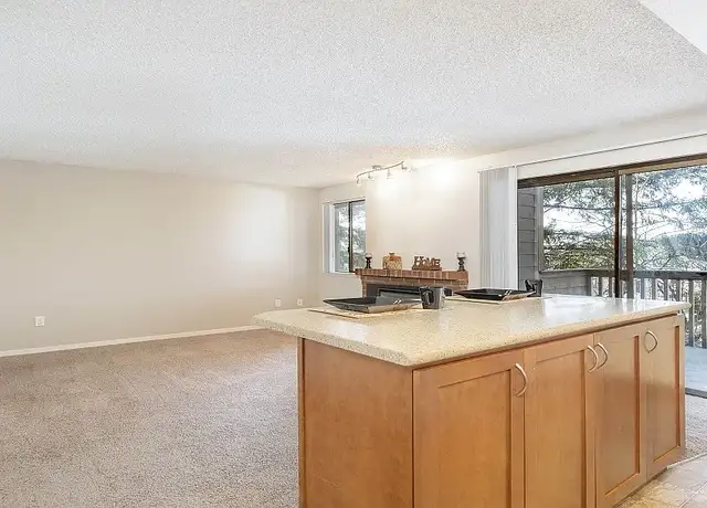 Photo of 25919 25th Ln S, Kent, WA 98032