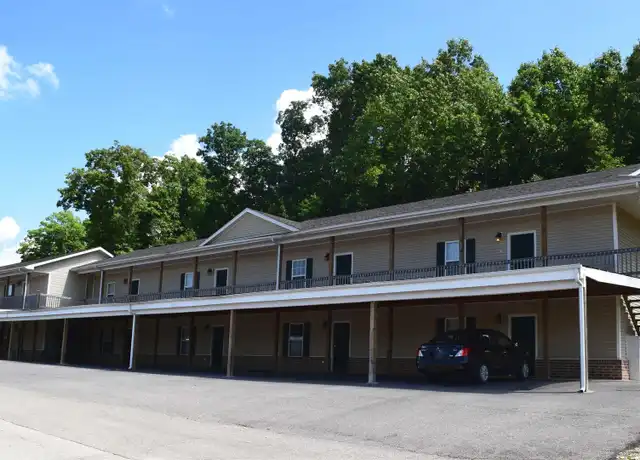 Property at 16831 Hunters Ridge Ln Unit F, St Robert, MO, 65584, 1 bed, 1 bath, [object Object]