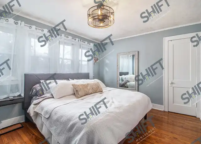 Property at 760 Lincoln Ave NW, Grand Rapids, MI, 49504, 3 beds, 1.5 baths, [object Object]
