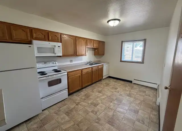 Property at 1813 13 1/2 St S Unit 1805-01, Fargo, ND, 58103, 2 beds, 1 bath, [object Object]