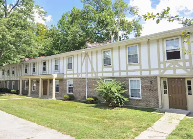 Property at 5546 Indian Oaks Cir, Louisville, KY, 40219, 3 beds, 1 bath, [object Object]
