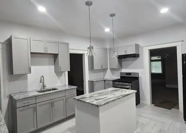 Property at 4532 Van Dyke St Unit 1, Detroit, MI, 48214, 2 beds, 1 bath, [object Object]