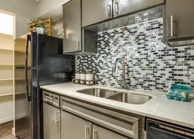 Property at 1141 Easton Rd, Dallas, TX, 75218, 1 bed, 1 bath, [object Object]