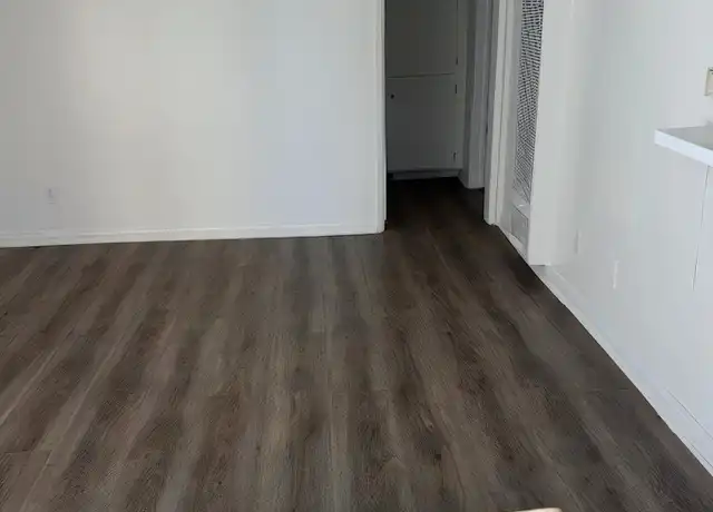 Property at 6833 Sepulveda Blvd Unit 220, Los Angeles, CA, 91405, 1 bed, 1 bath, [object Object]