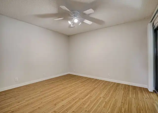 Property at The Willows - 600 S 1st St, Austin, TX, 78704, 2 beds, 1 bath, [object Object]