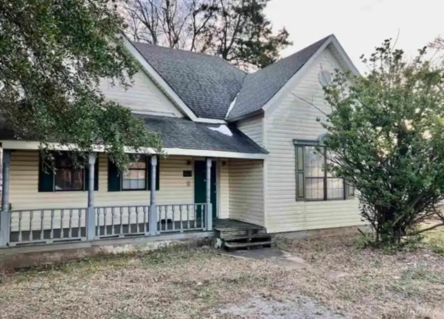 Property at 3117 Beulah Ave SW, Birmingham, AL, 35221, 3 beds, 2 baths, [object Object]