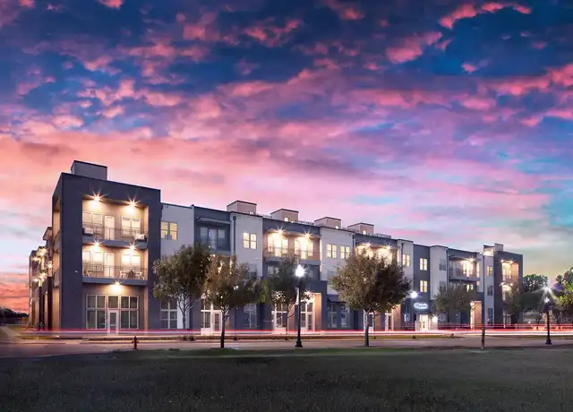 Property at MAGNOLIA ON OAK STREET - 601 N Oak St, Roanoke, TX, 76262, 0-2 beds, 1-2 bath, [object Object]