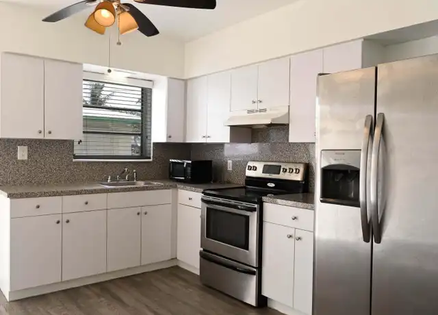 Property at 321 NW 21st Ave, Miami, FL, 33125, 2 beds, 1 bath, [object Object]