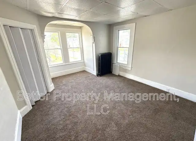 Property at 230 N 3rd St Unit 2, Millville, NJ, 08332, 2 beds, 1 bath, [object Object]