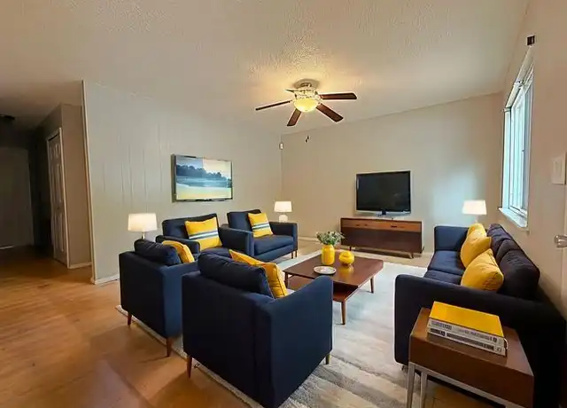 Property at 2705 Carmel Ct, Colorado Springs, CO, 80910, 3 beds, 1 bath, [object Object]