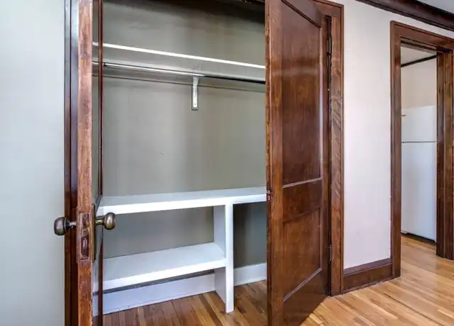 Property at 1091 Goodrich Ave Unit 8, St Paul, MN, 55105, 1 bed, 1 bath, [object Object]