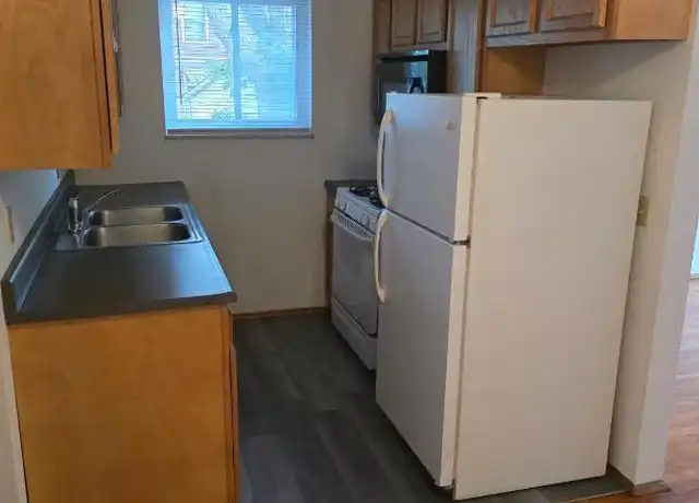 Property at 111 Koehler Ave, Cincinnati, OH, 45215, 1 bed, 1 bath, [object Object]