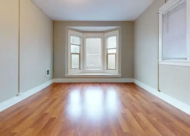 Property at Roycroft Apartments - 317 Harvard Ave E, Seattle, WA, 98102, 1 bed, 1 bath, [object Object]