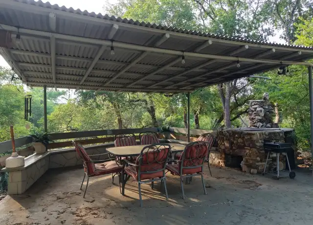 Property at 646 FM 474, Boerne, TX, 78006, 4 beds, 2 baths, [object Object]