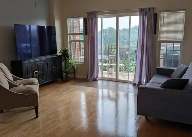 Property at 3000 W Lawrence Ave Unit 4E, Chicago, IL, 60625, 2 beds, 2 baths, [object Object]