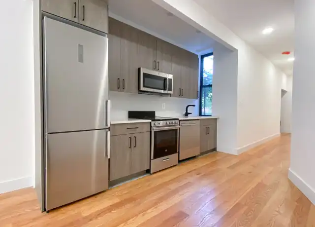 Property at 350 Lenox Ave Unit 4S, New York, NY, 10027, 3 beds, 1 bath, [object Object]