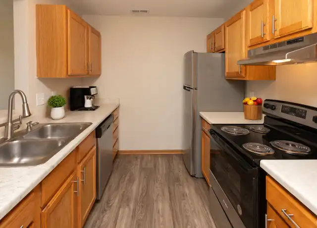 Property at 5094 Weatherstone Cir NW, Rochester, MN, 55901, 2 beds, 1 bath, [object Object]
