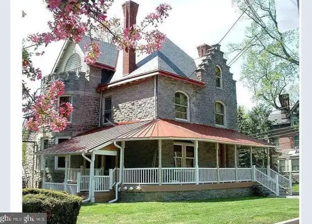 Property at 436 N Church St Unit 7, West Chester, PA, 19380, 1 bed, 1 bath, [object Object]