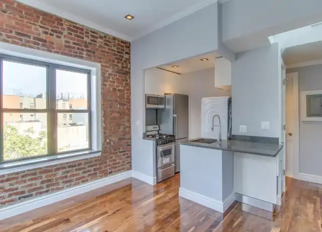 Property at 68 Clinton St, New York, NY, 10002, 2 beds, 1 bath, [object Object]