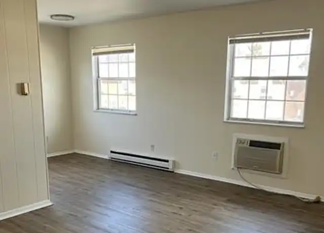 Property at 834 Continental Ct Unit 8, Vandalia, OH, 45377, 1 bed, 1 bath, [object Object]