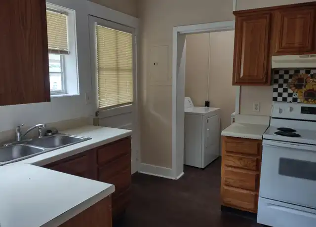 Property at 4a S Church Ave Unit A, Sylacauga, AL, 35150, 3 beds, 1 bath, [object Object]