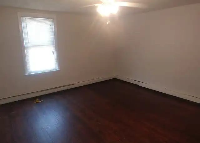 Property at 600 Macdade Blvd Unit 3, Collingdale, PA, 19023, 3 beds, 1 bath, [object Object]