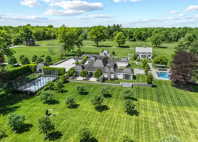 Property at 4900 Congress St, Fairfield, CT, 06824, 7 beds, 7.5 baths, [object Object]