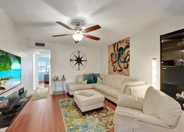 Property at 232 Farnham J, Deerfield Beach, FL, 33442, 2 beds, 1.5 baths, [object Object]