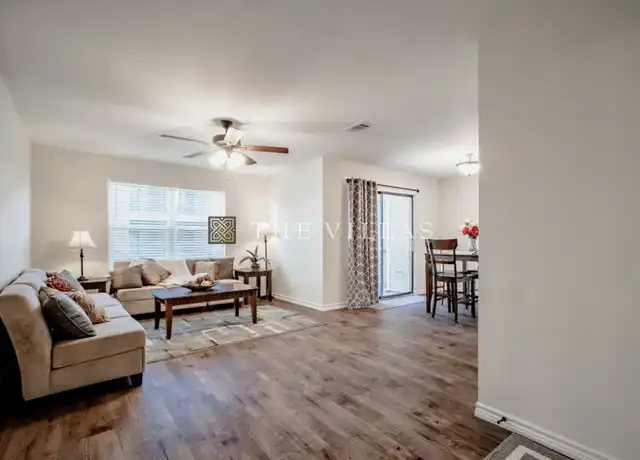 Property at 211 Costa Del Oro St, Victoria, TX, 77904, 2 beds, 1 bath, [object Object]