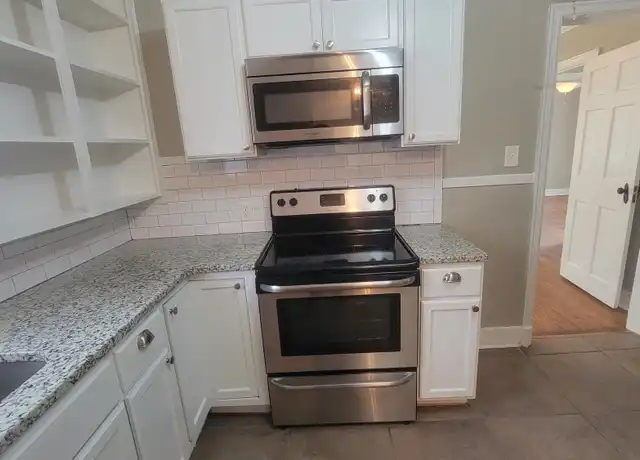 Property at 1023 Bruce St, Memphis, TN, 38104, 3 beds, 1 bath, [object Object]
