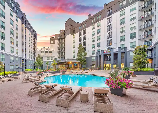 Property at MAA Worthington - 2808 McKinney Ave, Dallas, TX, 75204, 0-2 beds, 1-2 bath, [object Object]
