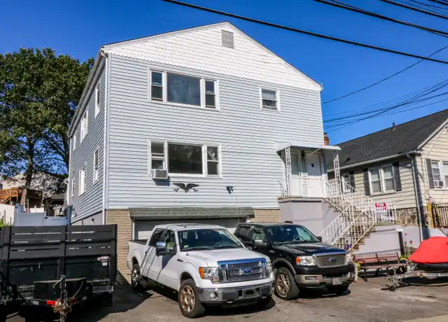 Property at 1298 Madison Ave, Bridgeport, CT, 06606, 4 beds, 1 bath, [object Object]