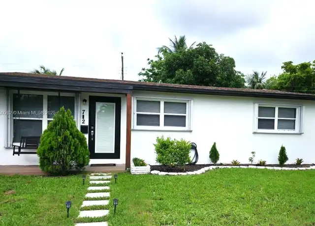 Property at 712 SW 22nd Ter, Fort Lauderdale, FL, 33312, 2 beds, 1 bath, [object Object]