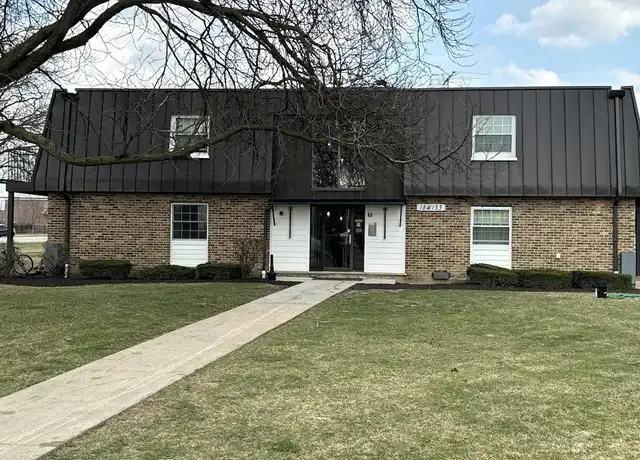 Property at 7S035 W Suffield Ct Unit C108, Westmont, IL, 60559, 2 beds, 1 bath, [object Object]
