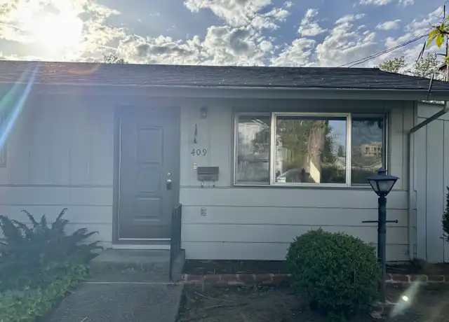 Property at 409 NE 8th St Unit 409, Grants Pass, OR, 97526, 2 beds, 1 bath, [object Object]