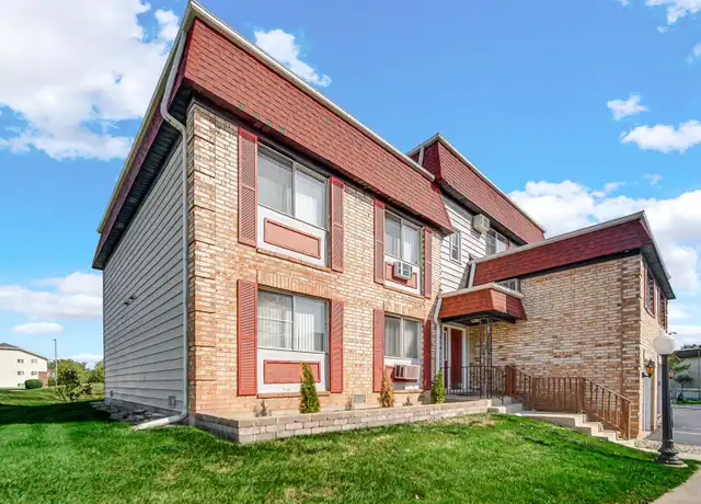 Property at 8127 Mount Ct Unit C, Crown Point, IN, 46307, 2 beds, 1 bath, [object Object]