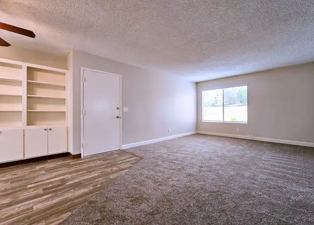 Property at 8694 Lemon Ave Unit 04, La Mesa, CA, 91941, 3 beds, 2 baths, [object Object]