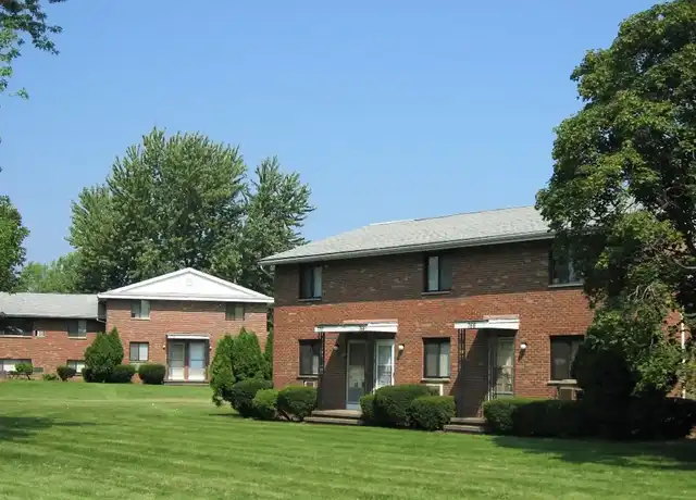 Property at Northampton Apartments - 754 Spencerport Rd, Rochester, NY, 14606, 1-2 bed, 1 bath, [object Object]