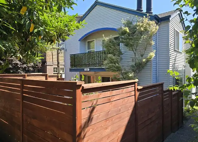 Property at 112 25th Ave E #202, Seattle, WA, 98112, 2 beds, 1 bath, [object Object]