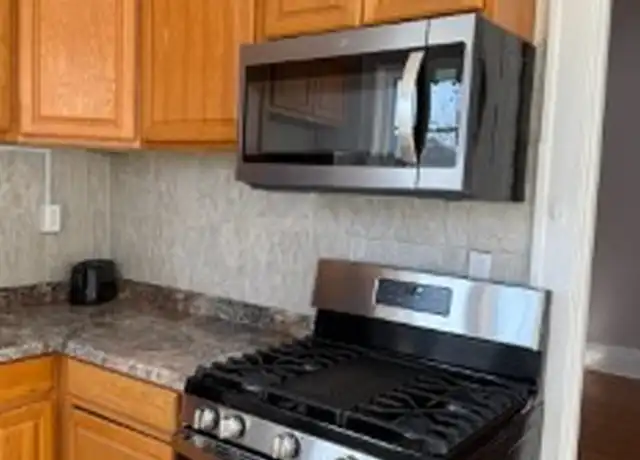Property at 48 Parkside Ct Unit 2, Utica, NY, 13501, 1 bed, 1 bath, [object Object]