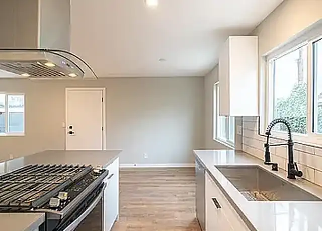 Property at 5847 Willoughby Ave, Los Angeles, CA, 90038, 1 bed, 1 bath, [object Object]