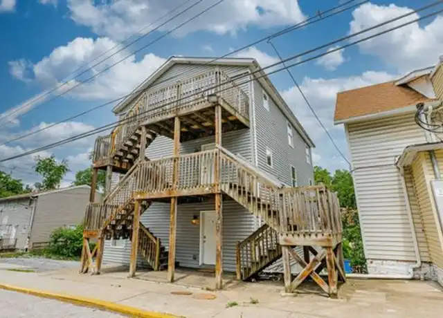 Property at 749 Garrison Ave Unit 749-C, Morgantown, WV, 26505, 4 beds, 2 baths, [object Object]