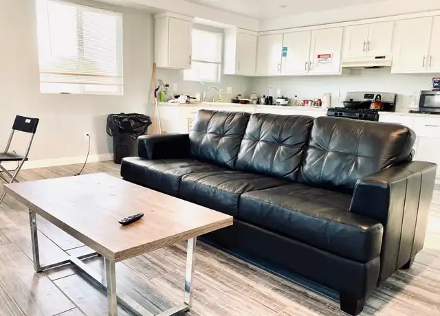 Property at 902 W 76th St, Los Angeles, CA, 90044, 5 beds, 4 baths, [object Object]