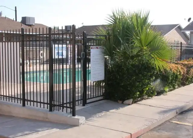Property at 455 S 1100 E Unit 16, St. George, UT, 84790, 3 beds, 1 bath, [object Object]