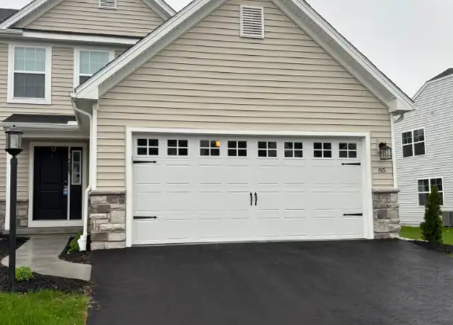 Property at 85 Long Bend Dr, Carlisle, PA, 17015, 3 beds, 3 baths, [object Object]