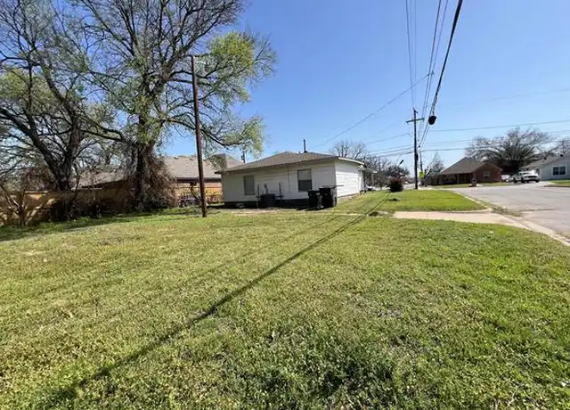 Property at 2801 Ennis Ave, Fort Worth, TX, 76111, 3 beds, 2 baths, [object Object]