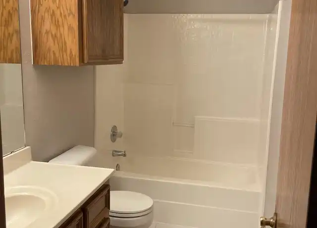 Property at 224 Midway Dr, Norman, OK, 73072, 3 beds, 2 baths, [object Object]
