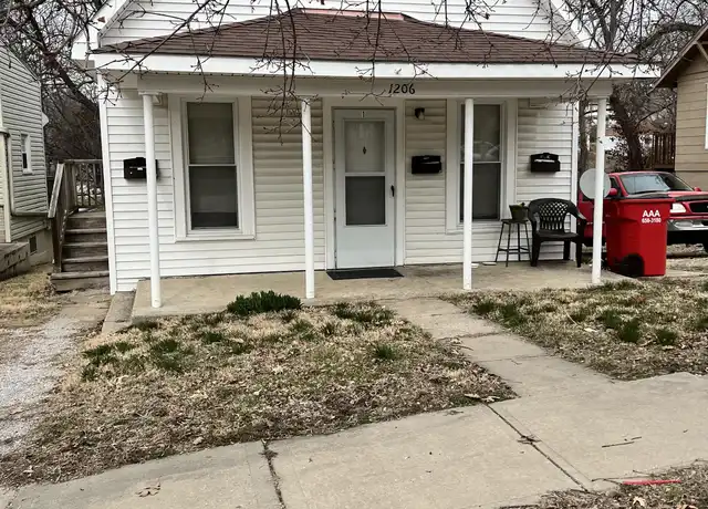 Property at 1206 W Maple Ave Unit 2, Independence, MO, 64050, 1 bed, 1 bath, [object Object]