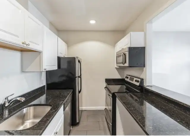 Property at 202 H St Unit 1, Boston, MA, 02127, 4 beds, 1 bath, [object Object]