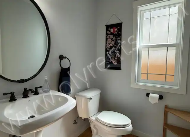 Property at 5722 N Ruby St, Tacoma, WA, 98407, 3 beds, 2.5 baths, [object Object]